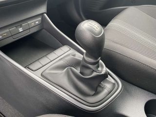 13200 : HYUNDAI Arles - Lexa Automobile - HYUNDAI i20 Initia - i20 III - Noir - Boîte manuelle - Essence sans plomb