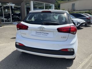 38200 : Hyundai Vienne - Groupe Central Autos - HYUNDAI i20 Initia - i20 II - Blanc - Boîte manuelle - Essence sans plomb
