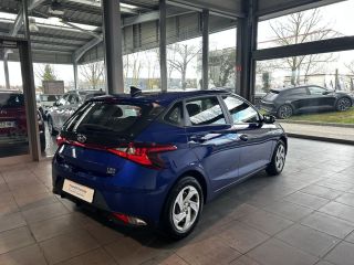 69340 : Hyundai Lyon Ouest - Groupe Central Autos - HYUNDAI i20 Business - i20 III - Bleu - Automate sequentiel - Essence sans plomb
