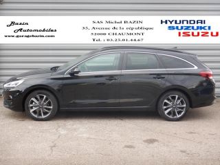 52000 : Hyundai Chaumont - Garage Michel Bazin - HYUNDAI i30 SW - i30 SW - Abyss Black métal - Traction - Essence