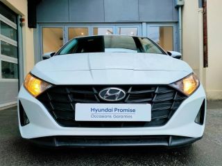 78000 : Hyundai Versailles - SOCOHY - HYUNDAI i20 - i20 - Polar White - Traction - Essence