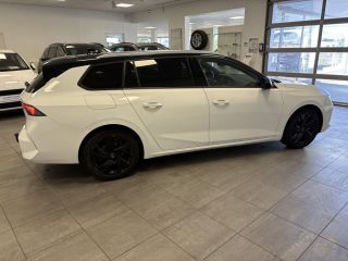 69300 : Hyundai Lyon Nord - Groupe Central Autos - OPEL ASTRA SPORTS TOURER GS - ASTRA L - Blanc - Boîte automatique - Essence sans plomb