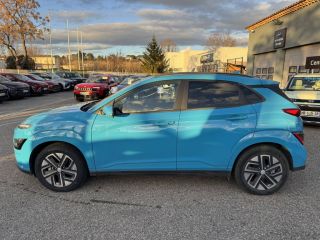 84120 : Hyundai PERTUIS - SA PEDINIELLI - HYUNDAI KONA ELECTRIC Intuitive - KONA ELECTRIQUE - DIVE IN JEJU - Automate à fonct. Continu - Courant électrique