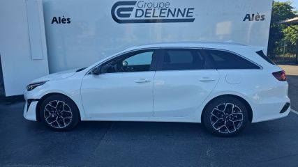 30100 : Hyundai Alès - Auto Hall - KIA CEED SW GT-line - CEED III - Blanc - Boîte automatique - Essence sans plomb