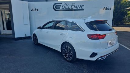 30100 : Hyundai Alès - Auto Hall - KIA CEED SW GT-line - CEED III - Blanc - Boîte automatique - Essence sans plomb