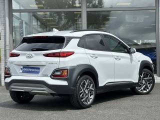 57200 : Hyundai Sarreguemines - Theobald Automobiles - HYUNDAI Kona - Kona - Atlas White - Traction - Hybride : Essence/Electrique