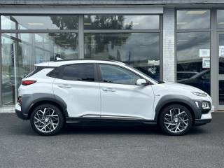 57200 : Hyundai Sarreguemines - Theobald Automobiles - HYUNDAI Kona - Kona - Atlas White - Traction - Hybride : Essence/Electrique