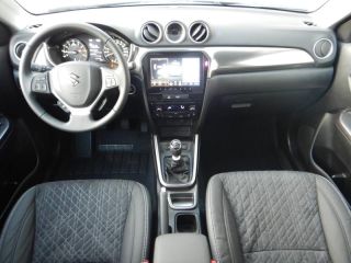 52000 : Hyundai Chaumont - Garage Michel Bazin - SUZUKI Vitara - Vitara - Cosmic Black Pearl métallisé - Traction - Essence/Micro-Hybride