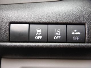 52000 : Hyundai Chaumont - Garage Michel Bazin - SUZUKI Swift - Swift - Super Black Pearl Metal - Traction - Essence/Micro-Hybride