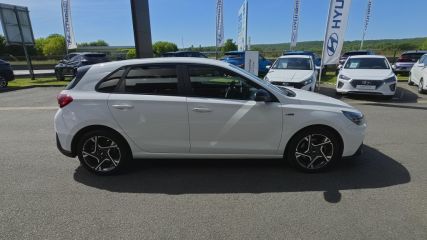 91150 : Hyundai Étampes -CAP Fournier - HYUNDAI i30 N Line - i30 III - Blanc - Boîte séquentielle - Essence sans plomb