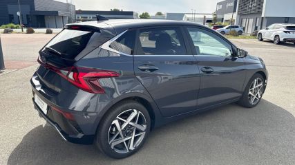85300 : Hyundai Challans - Océane Auto - HYUNDAI i20 Creative - i20 III - Gris - Boîte manuelle - Essence sans plomb