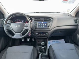 33140 : Hyundai Bordeaux Sud Villenave d'Ornon - Sipa Automobiles - HYUNDAI i20 ACTIVE Black Ride - i20 II - POLAR WHITE / PHANTOM BLACK - Boîte manuelle - Essence sans plomb