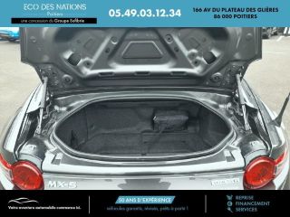 86000 : Hyundai Poitiers - Eco des Nations - MAZDA MX-5 RF - MX-5 RF - Gris - Propulsion - Essence