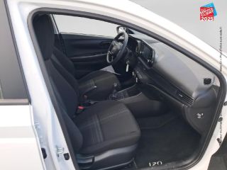 51100 : Hyundai Reims - HESS Automobile - HYUNDAI i20 - i20 - Atlas White - Traction - Essence