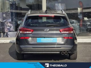 57200 : Hyundai Sarreguemines - Theobald Automobiles - HYUNDAI i30 SW - i30 SW - Dark Knight Métal - Traction - Essence/Micro-Hybride