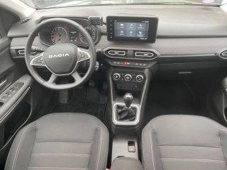 28600 : Hyundai Chartres - Alliance Automobile - DACIA Jogger - Jogger - Kaki Lichen - Traction - Essence