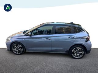 75013 : Hyundai Paris 13 - BPM Cars - HYUNDAI i20 - i20 - Meta Blue Métal/Toit+rétros Black - Traction - Essence