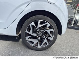 35400 : Hyundai Saint-Malo - GCA - HYUNDAI i10 - i10 - Sleek Silver Métal - Traction - Essence