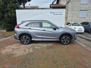 33110 : Hyundai Bordeaux Nord Le Bouscat - Sipa Automobiles - MITSUBISHI ECLIPSE CROSS MY21 Intense Style - ECLIPSE CROSS MY21 (12/2020-10/2024) - Gris - Automate à fonct. Continu - Essence / Courant électrique