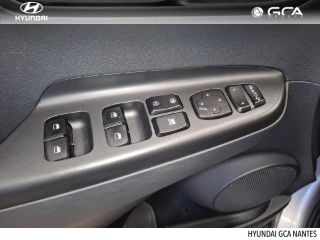 44600 : Hyundai Saint-Nazaire - Pacific Cars - HYUNDAI Kona - Kona - Shimmering Silver Métal - Traction - Electrique