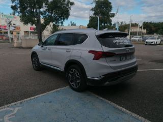 84120 : Hyundai PERTUIS - SA PEDINIELLI - HYUNDAI SANTA FE Business - SANTA FE IV - BLANC - Boîte automatique - Essence / Courant électrique