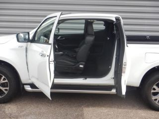 52000 : Hyundai Chaumont - Garage Michel Bazin - ISUZU D-Max - D-Max - Spash White - Transmission intégrale enclenc - Diesel