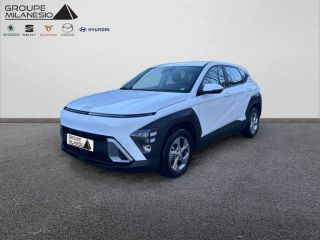 13290 : Hyundai Aix en Provence - Cap Milanesio - HYUNDAI KONA Intuitive - KONA (02/2023) - ATLAS WHITE - Automate sequentiel - Essence / Courant électrique