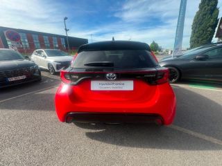 64100 : Hyundai Bayonne - Oceanic Auto - TOYOTA Yaris - Yaris - Bi-ton Rouge Fusion / Toit noir - Traction - Hybride : Essence/Electrique