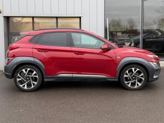 57685 : Hyundai Metz - Theobald Automobiles - HYUNDAI Kona - Kona - Pulse Red Métal - Traction - Essence/Micro-Hybride