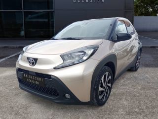 83130 : Hyundai Toulon - Autodif SAS - Groupe BALDASSARI - TOYOTA AYGO X MY23 Air Design - AYGO X - Beige - Boîte manuelle - Essence sans plomb