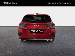 92130 : Hyundai ISSY-LES-MOULINEAUX - ELLIPSE AUTOMOBILES - KIA Ceed - Ceed - Rouge Rubis métallisé - Traction - Essence