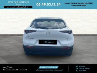 86000 : Hyundai Poitiers - Eco des Nations - MAZDA CX-30 - CX-30 - Blanc - Traction - Essence/Micro-Hybride