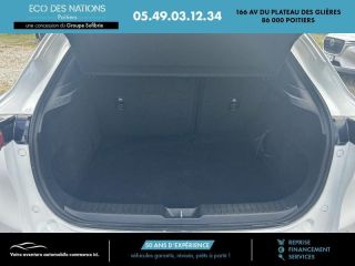 86000 : Hyundai Poitiers - Eco des Nations - MAZDA CX-30 - CX-30 - Blanc - Traction - Essence/Micro-Hybride