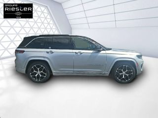 60740 : Hyundai Saint-Maximin - Protea by Riester - JEEP GRAND CHEROKEE Summit Reserve - GRAND CHEROKEE WL - Gris - Boîte automatique - Essence / Courant électrique