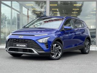57200 : Hyundai Sarreguemines - Theobald Automobiles - HYUNDAI Bayon - Bayon - Intense Blue Métal - Traction - Essence/Micro-Hybride