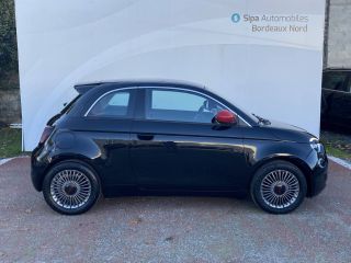 33110 : Hyundai Bordeaux Nord Le Bouscat - Sipa Automobiles - FIAT 500e BERLINE MY22 SERIE 1 STEP 1 (RED) - 500 III - Noir - Automate à fonct. Continu - Courant électrique