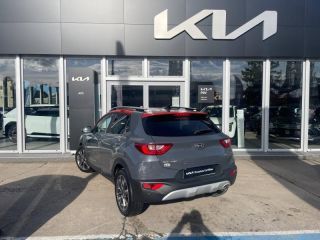 89100 : Hyundai Sens - APS - KIA Stonic - Stonic - Gris Magnétique métallisé / Toit Noir - Traction - Essence/Micro-Hybride