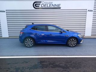 30100 : Hyundai Alès - Auto Hall - RENAULT MEGANE IV BERLINE R.S. Line - MEGANE IV - Bleu - Boîte manuelle - Essence sans plomb