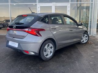 21300 : Hyundai Dijon - Privilège Automobiles - HYUNDAI i20 Initia - i20 (07/2020-08/2023) - Beige - Boîte manuelle - Essence sans plomb