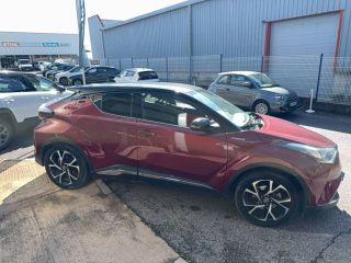 84120 : Hyundai PERTUIS - SA PEDINIELLI - TOYOTA C-HR HYBRIDE Collection - C-HR - Rouge - Automate à fonct. Continu - Essence / Courant électrique