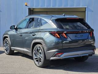 57685 : Hyundai Metz - Theobald Automobiles - HYUNDAI Tucson - Tucson - Cypress Green Métal - Traction - Hybride rechargeable : Essence/Electrique