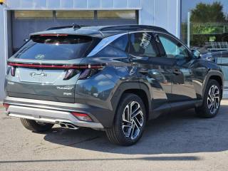 57685 : Hyundai Metz - Theobald Automobiles - HYUNDAI Tucson - Tucson - Cypress Green Métal - Traction - Hybride rechargeable : Essence/Electrique