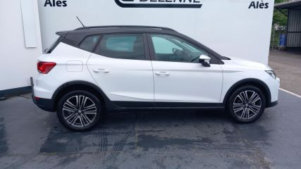 30100 : Hyundai Alès - Auto Hall - SEAT ARONA Urban - ARONA - Blanc - Boîte manuelle - Essence sans plomb