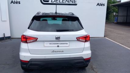 30100 : Hyundai Alès - Auto Hall - SEAT ARONA Urban - ARONA - Blanc - Boîte manuelle - Essence sans plomb