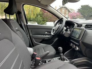 62360 : Hyundai Boulogne-sur-Mer - Garage Du Château - DACIA DUSTER Journey + - DUSTER II - Gris - Boîte manuelle - Essence ou gaz