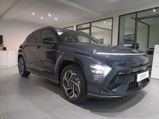 78000 : Hyundai Versailles - SOCOHY - HYUNDAI Kona - Kona - Denim Blue prl mtl/Toit/rétros Black - Traction - Hybride : Essence/Electrique