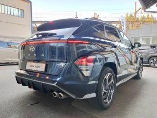 78000 : Hyundai Versailles - SOCOHY - HYUNDAI Kona - Kona - Denim Blue prl mtl/Toit/rétros Black - Traction - Hybride : Essence/Electrique