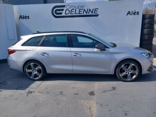 30100 : Hyundai Alès - Auto Hall - SEAT LEON SPORTSTOURER FR - LEON IV - Gris - Automate sequentiel - Essence sans plomb