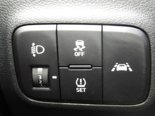52000 : Hyundai Chaumont - Garage Michel Bazin - HYUNDAI i10 - i10 - Polar White - Traction - Essence