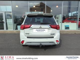 59540 : Hyundai Cambrai - ADNH - MITSUBISHI Outlander - Outlander - Blanc - Traction - Hybride rechargeable : Essence/Electrique